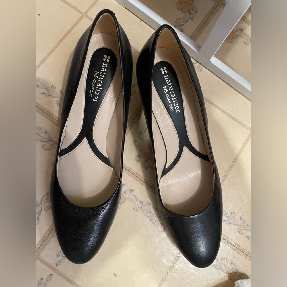 Naturalizer N5 pumps